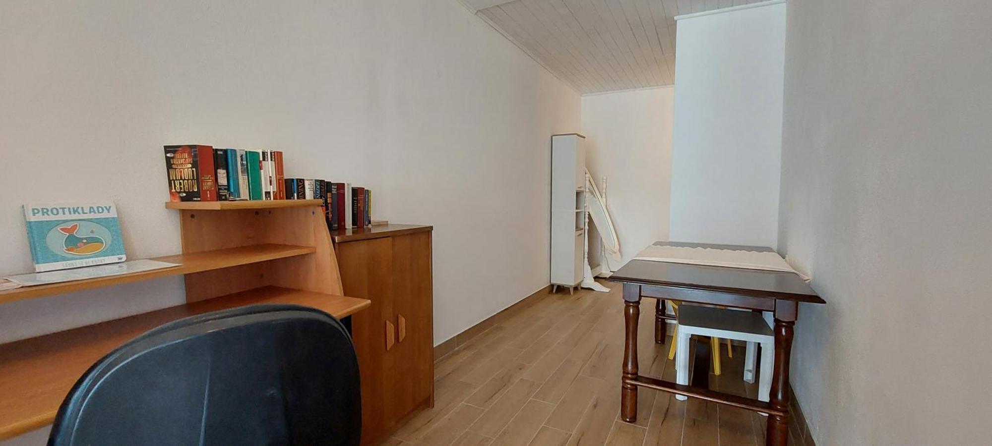 Apartman Figaro Pogled Od Milijun Dolara, 2 Tusa, 2 Wc Kaštela Exterior foto